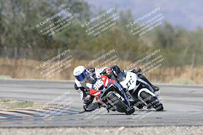 media/Oct-05-2025-CVMA (Sun) [[beeef4f201]]/Race 10-Formula Lightweight Twins Shootout/